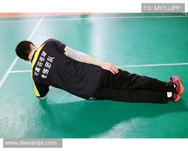 羽毛球的智慧与力量：深入解析北京羽毛球队的战术布局与训练秘诀